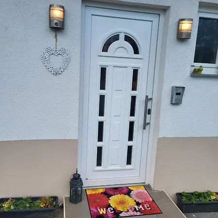 Ahr-weinbergblick باد نوينهار اهرفيل