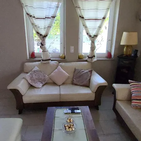 Ahr-weinbergblick * باد نوينهار اهرفيل